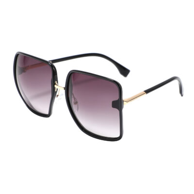 London 95262-1 Oversized Square Tinted Sunglasses Black Gradient